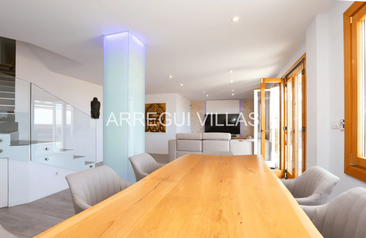 Exclusivo ático dúplex en Dénia con espectaculares vistas - Casco urbano