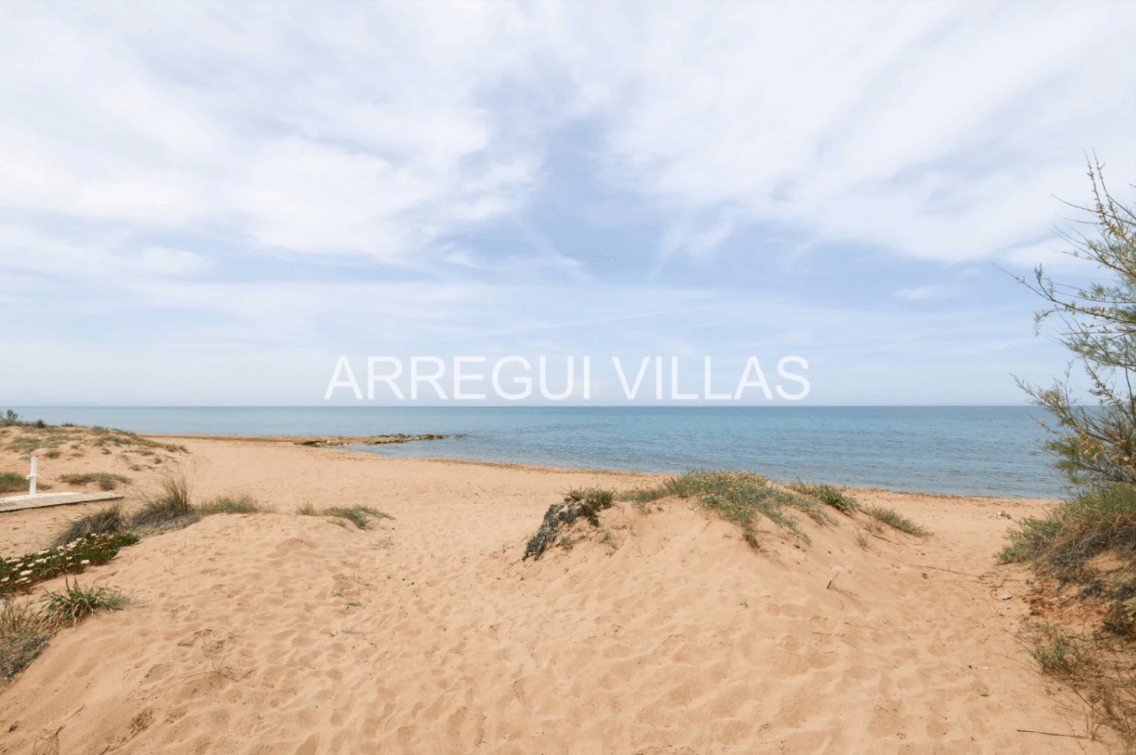 Encantador apartamento de 2 dormitorios en Dénia - Las Marinas