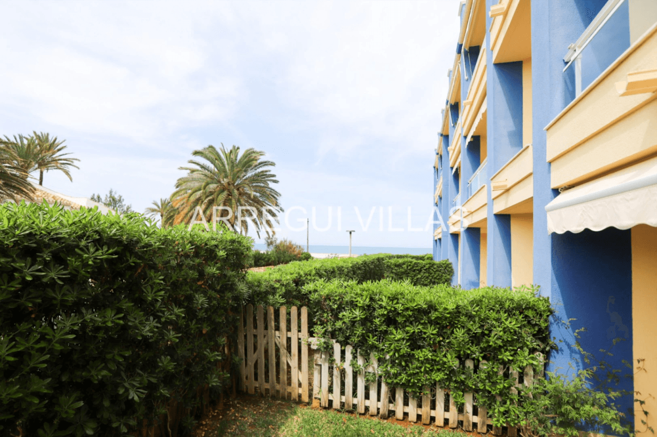 Encantador apartamento de 2 dormitorios en Dénia - Las Marinas