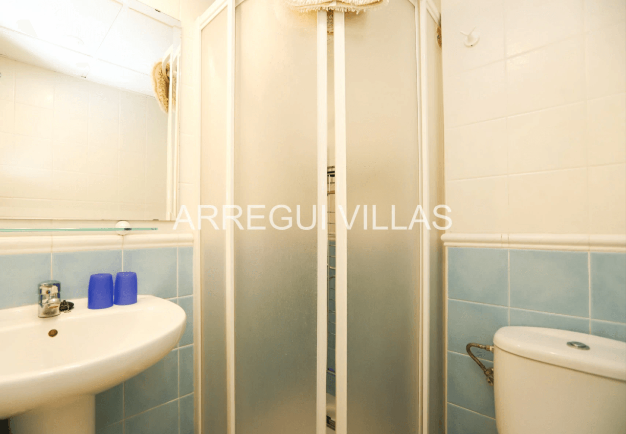 Encantador apartamento de 2 dormitorios en Dénia - Las Marinas