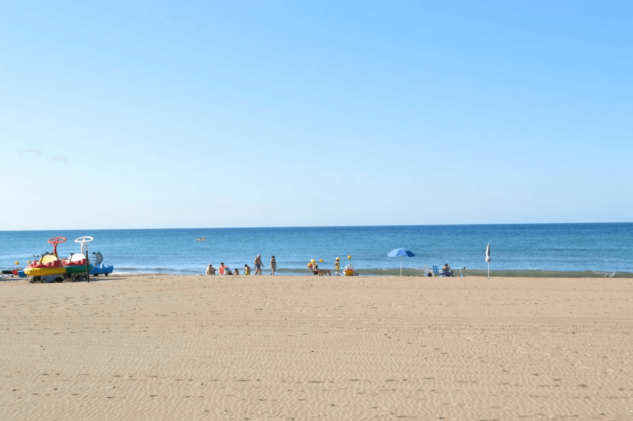 Apartamento 2 dormitorios con vistas al mar en venta en Dénia