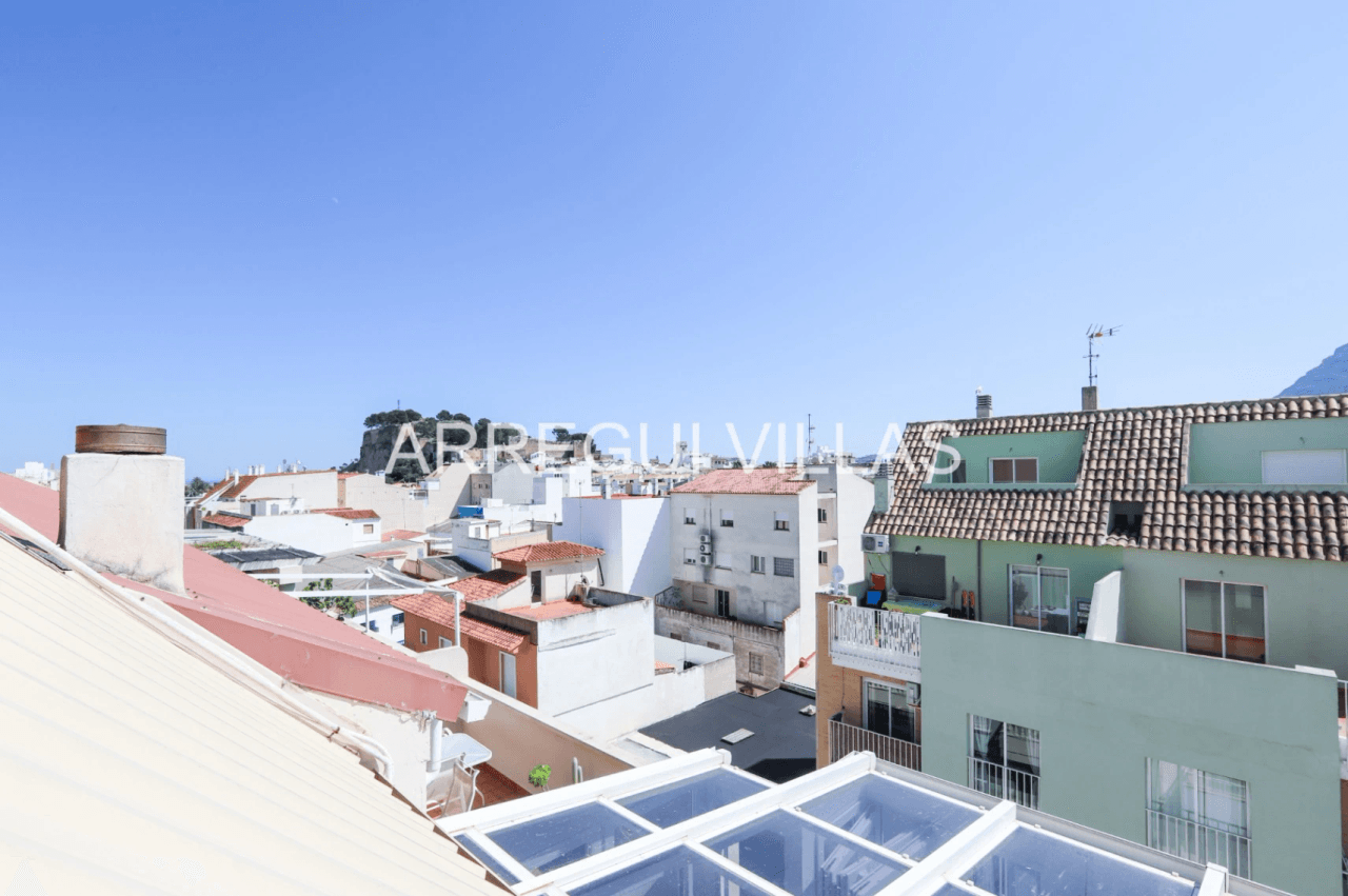Magnífico ático dúplex de 4 dormitorios en Denia - Casco urbano
