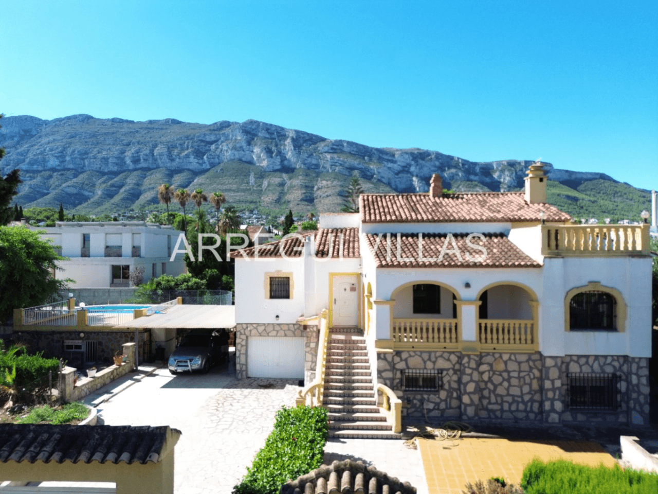 Amplio chalet en venta en Dénia