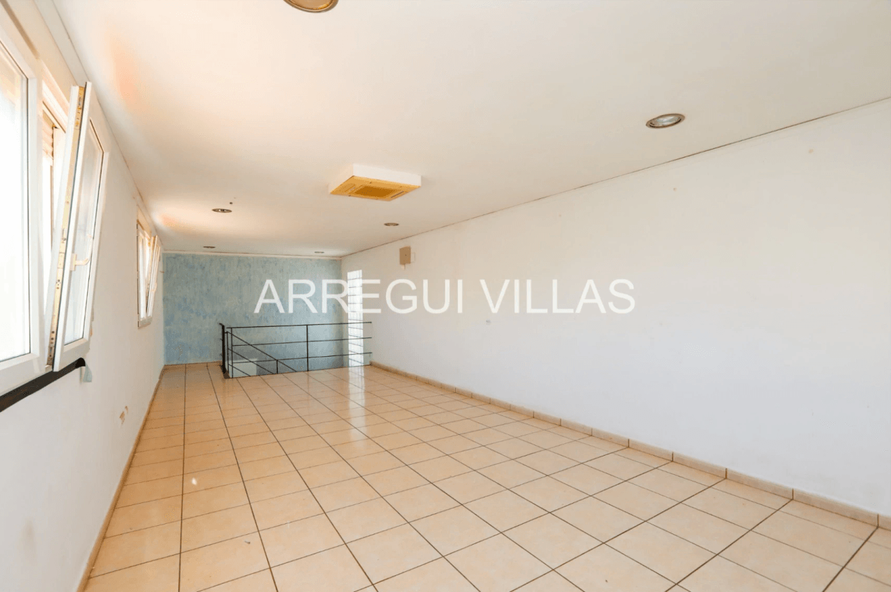 Vivienda/Oportunidad de negocio en venta en Dénia