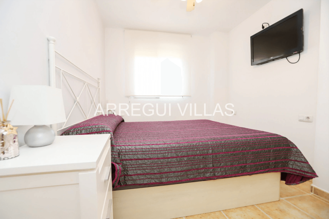 Apartamento en venta de 2 dormitorios en Denia, Las Marinas