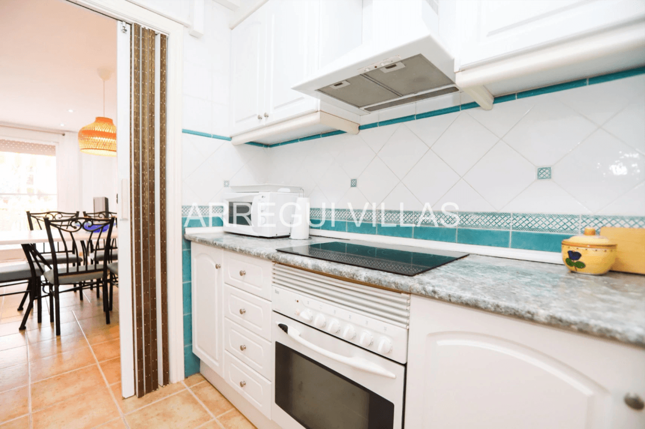 Apartamento en venta de 2 dormitorios en Denia, Las Marinas