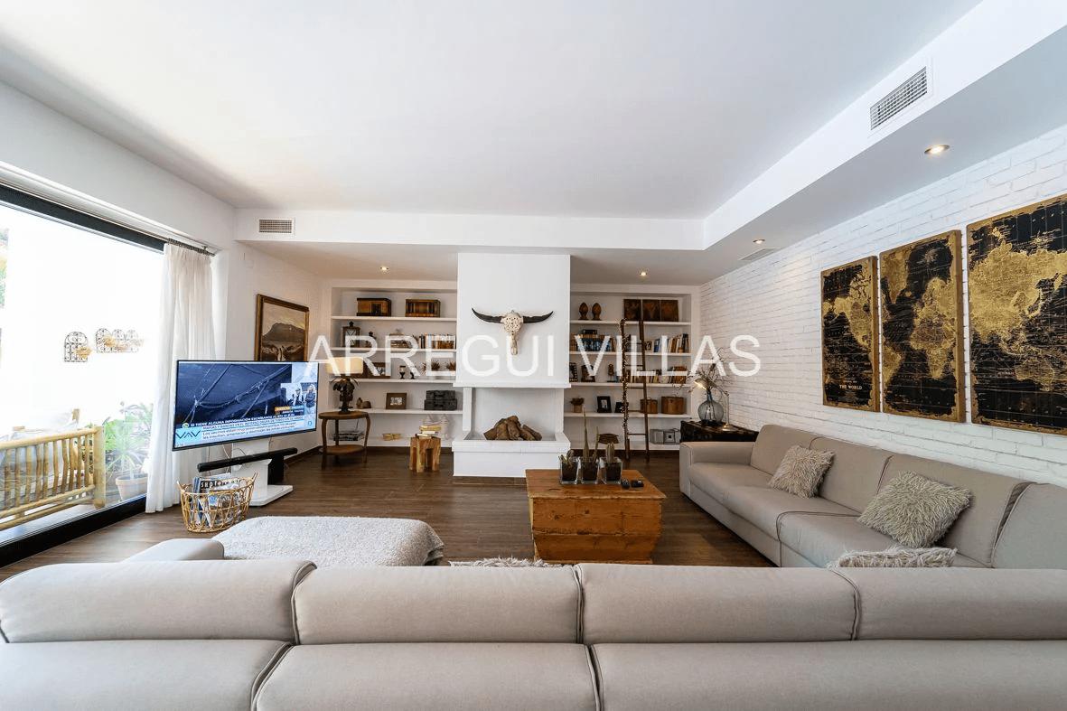Estupenda villa en venta en Dénia - Montgó