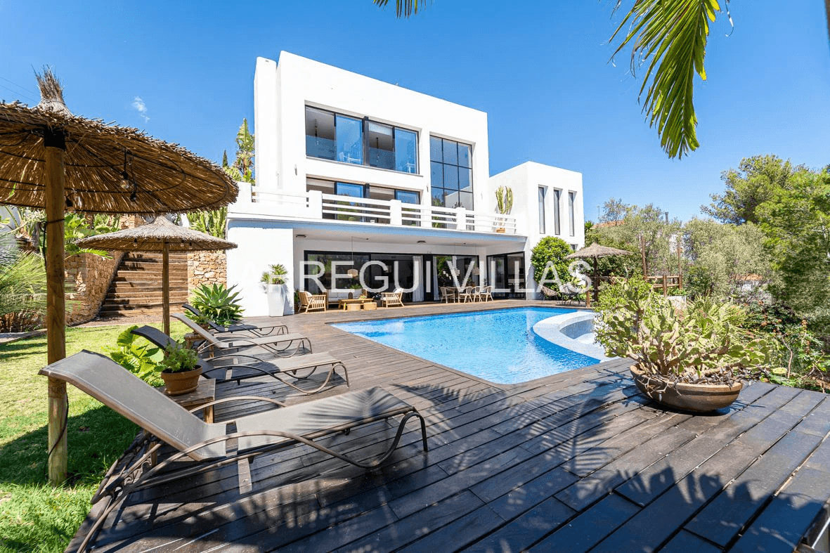 Estupenda villa en venta en Dénia - Montgó