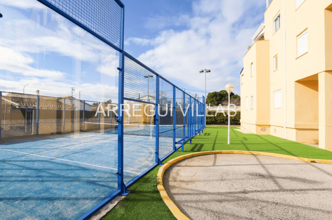 Apartamento en venta de 2 dormitorios en Denia, Las Marinas