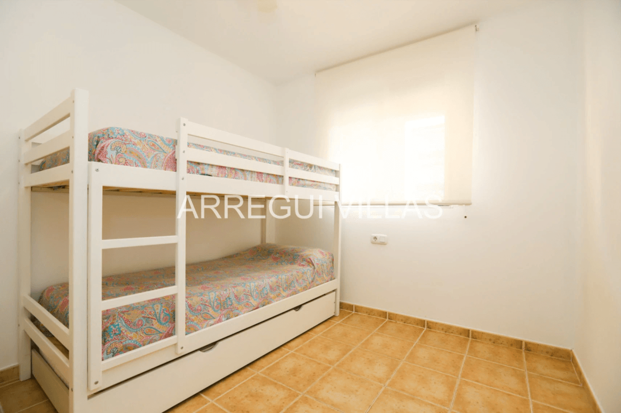 Apartamento en venta de 2 dormitorios en Denia, Las Marinas