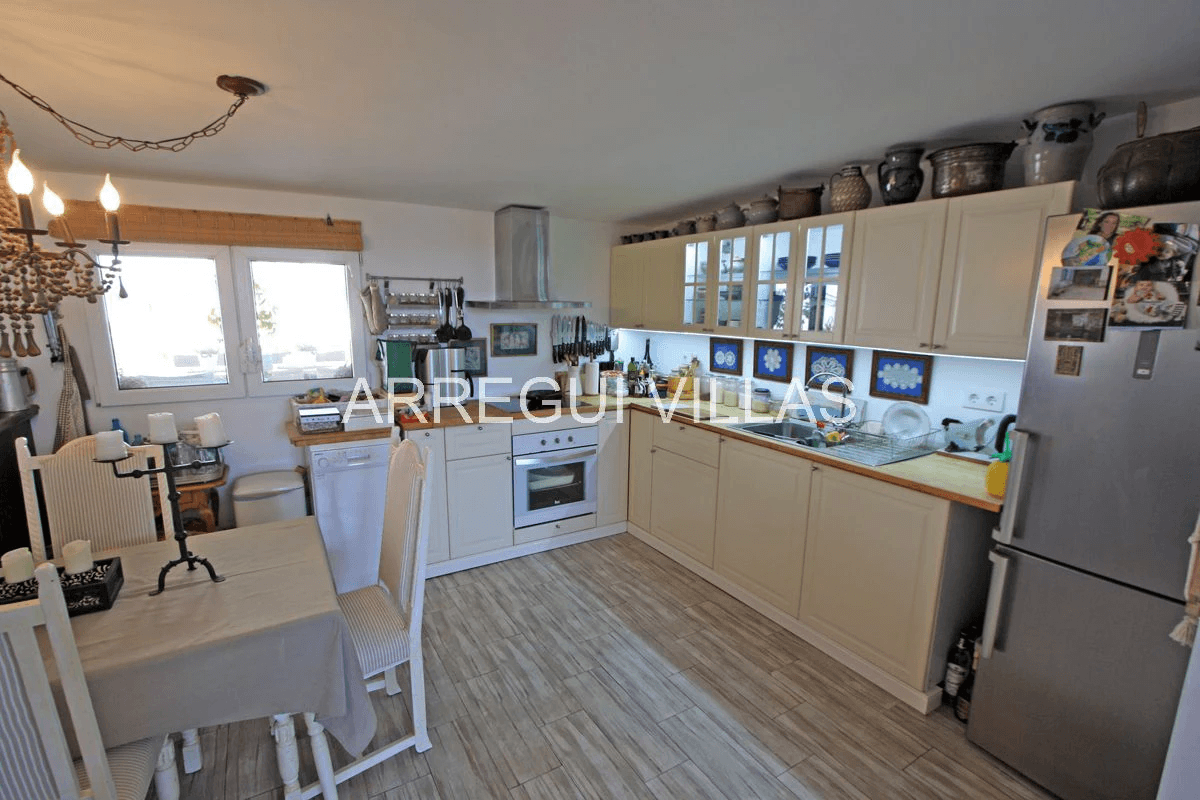Villa con vistas abiertas en Dénia - Montgó