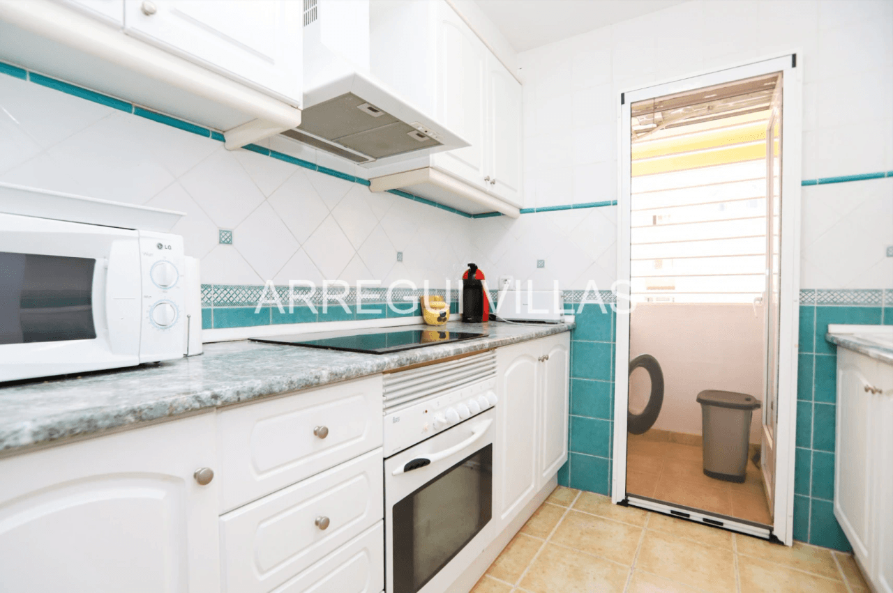 Apartamento en venta de 2 dormitorios en Denia, Las Marinas
