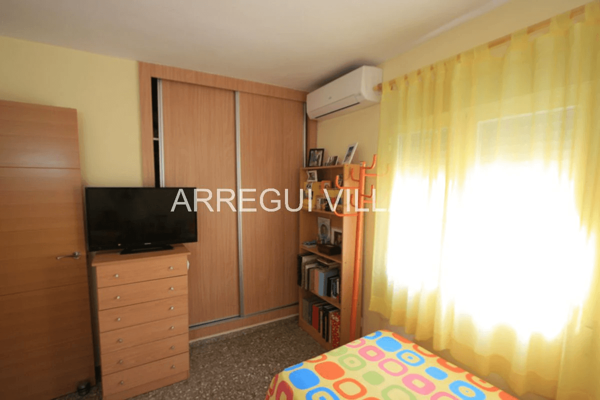 Chalet con 4 dormitorios en venta en Dénia/El Montgó