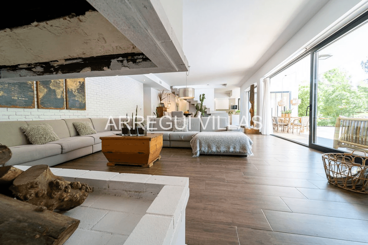 Estupenda villa en venta en Dénia - Montgó