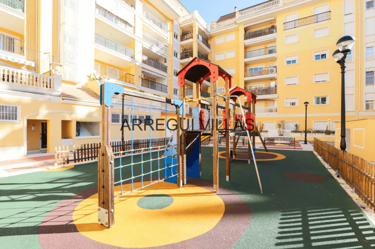 Apartamento de 2 dormitorios en Residencial Dénia Plaza - Casco Urbano