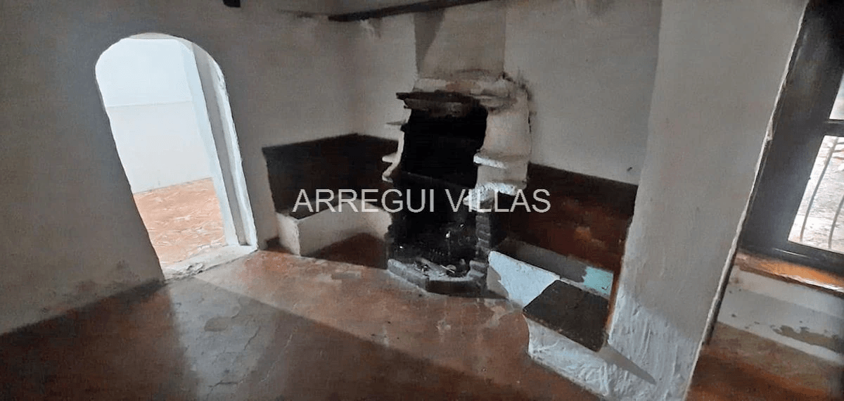 Amplia villa en venta en Las Rotas - Dénia