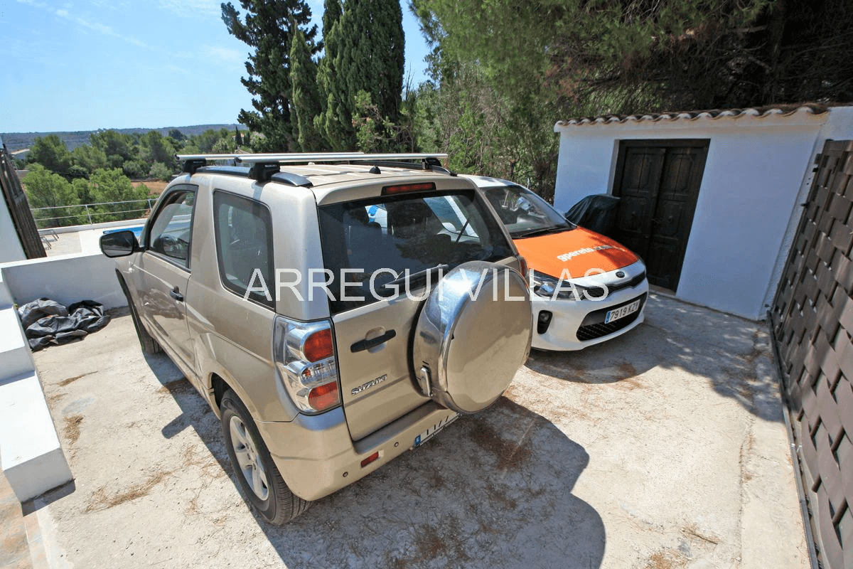 Villa con vistas abiertas en Dénia - Montgó