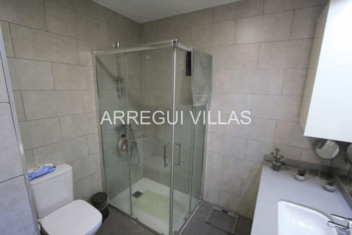 Chalet con 4 dormitorios en venta en Dénia/El Montgó