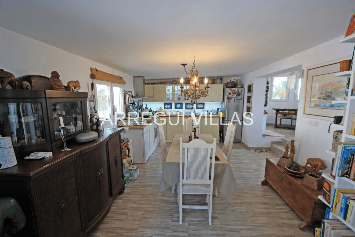 Villa con vistas abiertas en Dénia - Montgó