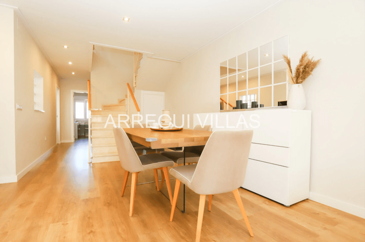 Magnífico ático dúplex de 4 dormitorios en Denia - Casco urbano