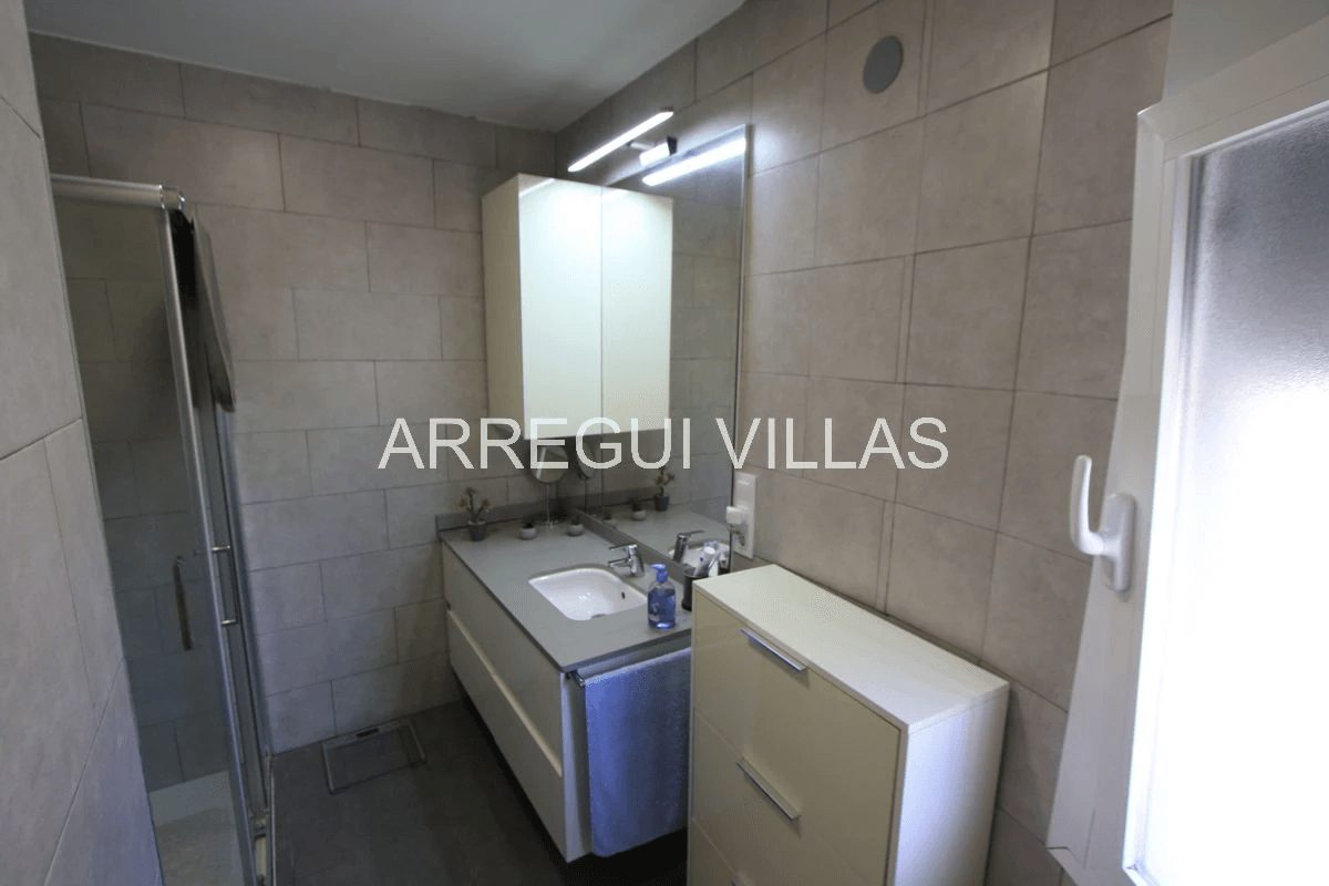 Chalet con 4 dormitorios en venta en Dénia/El Montgó