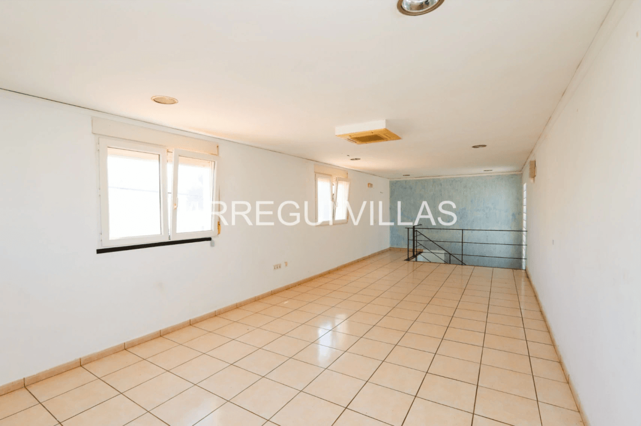 Vivienda/Oportunidad de negocio en venta en Dénia
