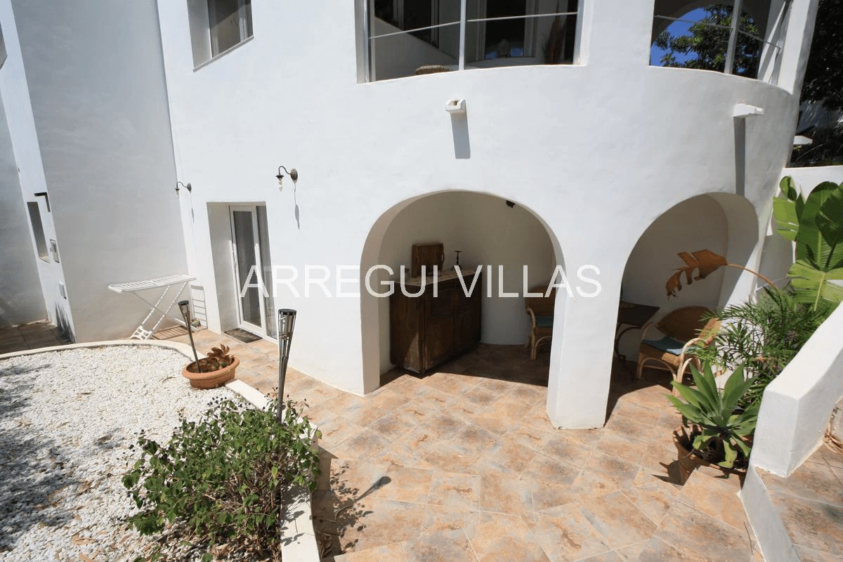 Villa con vistas abiertas en Dénia - Montgó