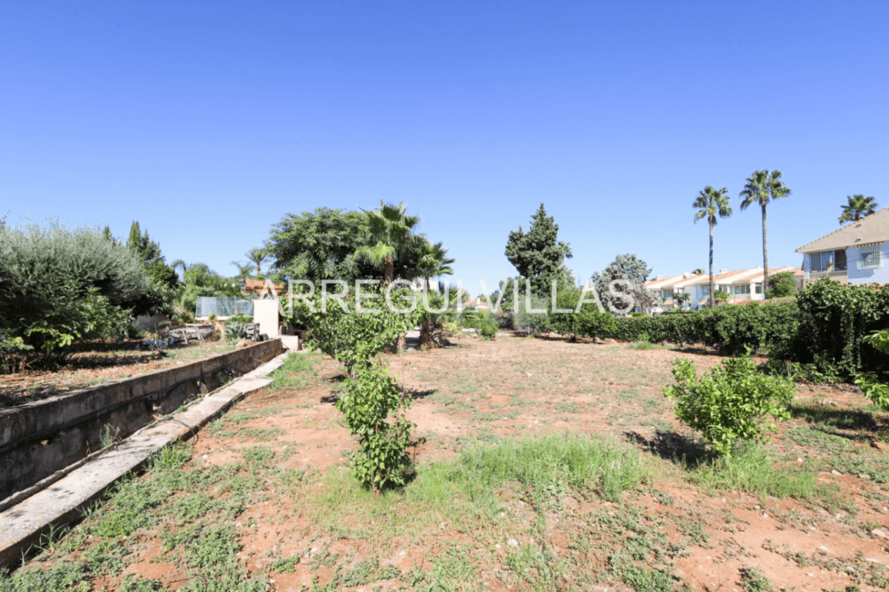 Amplio chalet en venta en Dénia