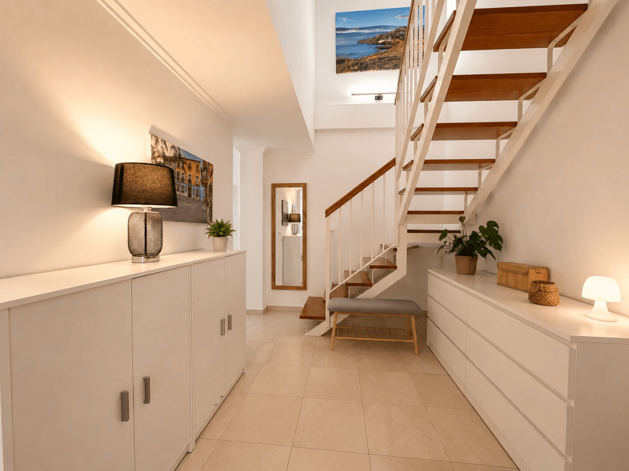 Exclusivo Ático Dúplex en Dénia con Gran Terraza, Vistas al Castillo y Garaje