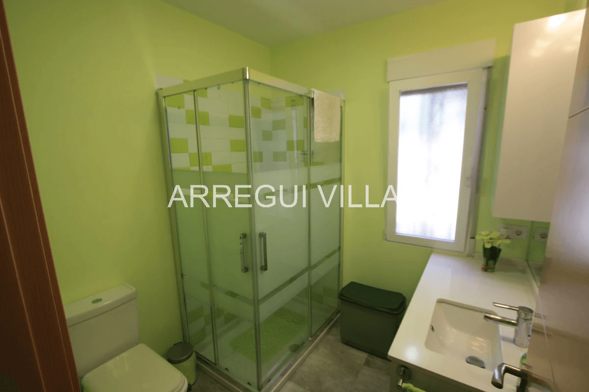 Chalet con 4 dormitorios en venta en Dénia/El Montgó