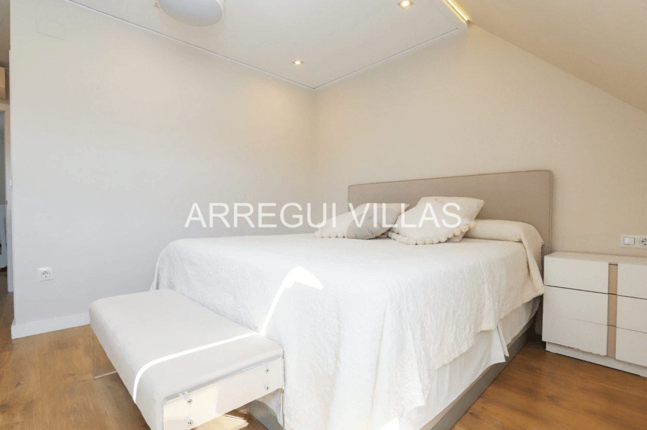Magnífico ático dúplex de 4 dormitorios en Denia - Casco urbano