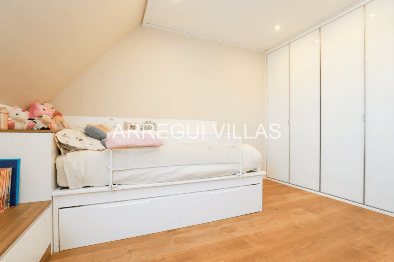 Magnífico ático dúplex de 4 dormitorios en Denia - Casco urbano
