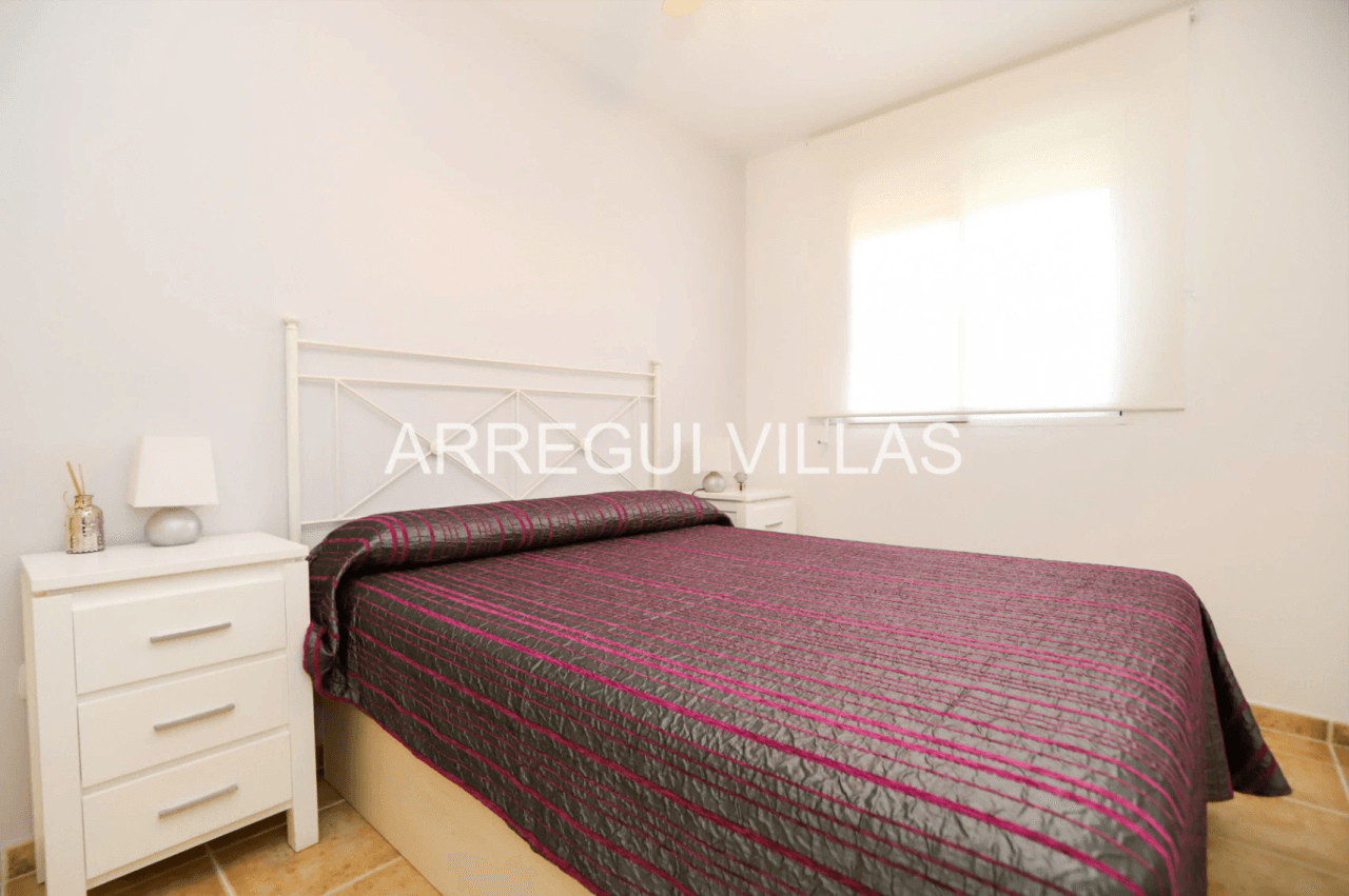 Apartamento en venta de 2 dormitorios en Denia, Las Marinas