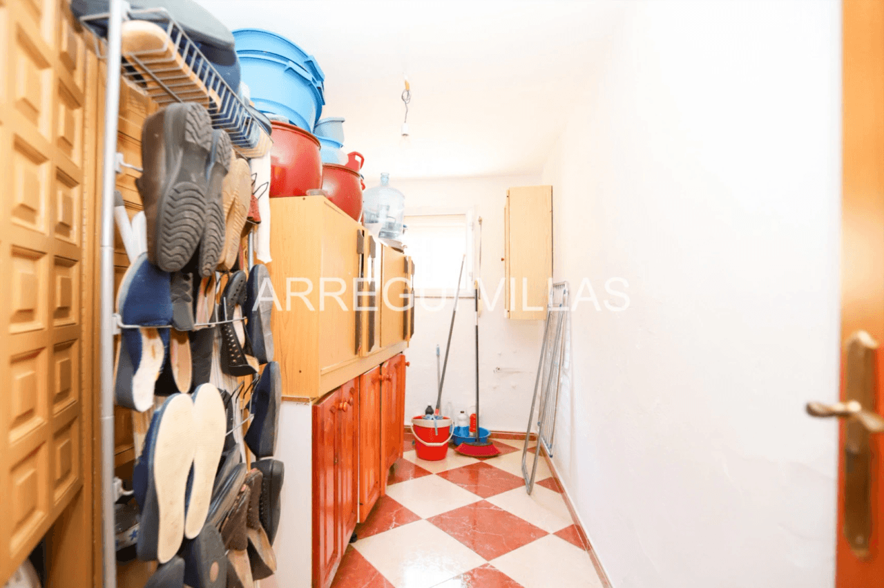 Amplio chalet en venta en Dénia