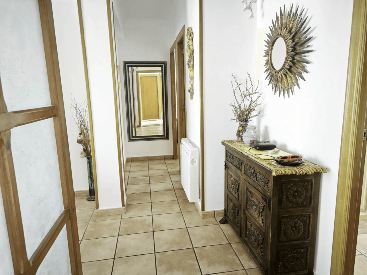 Apartamento de 2 dormitorios con vistas al mar en venta en zona Las Brisas