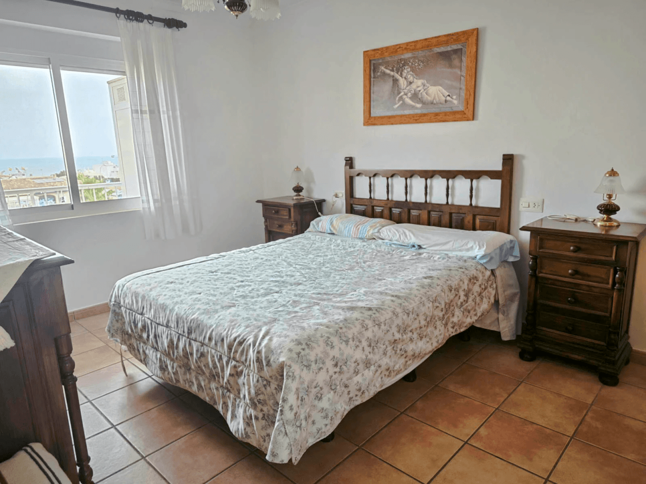 Apartamento de 2 dormitorios con vistas al mar en venta en zona Las Brisas