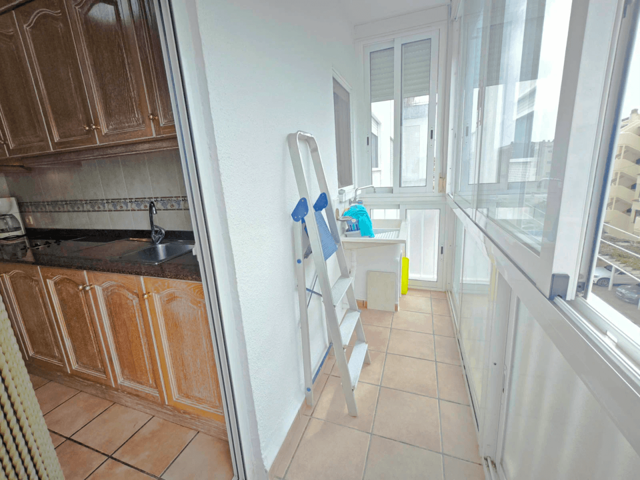 Apartamento de 2 dormitorios con vistas al mar en venta en zona Las Brisas