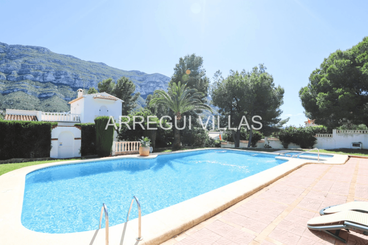 Chalet en venta en Denia, Santa Lucía