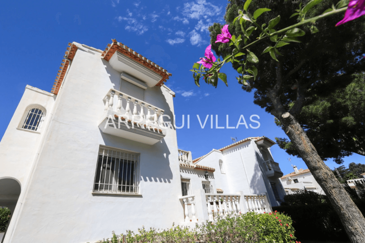 Chalet en venta en Denia, Santa Lucía