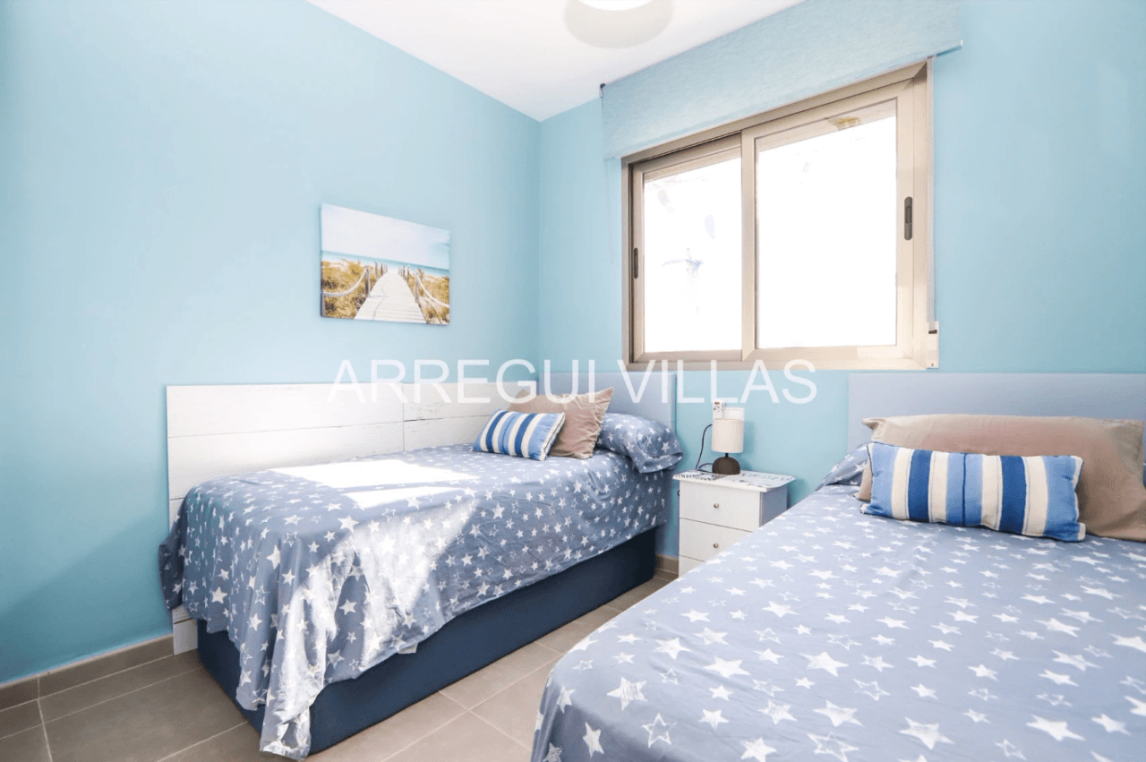 Apartamento en venta de 2 dormitorios en Deveses, Denia