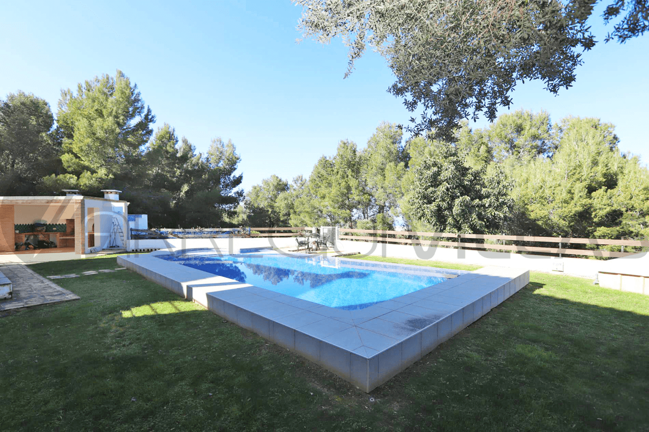 Espectacular villa en venta en el Montgó