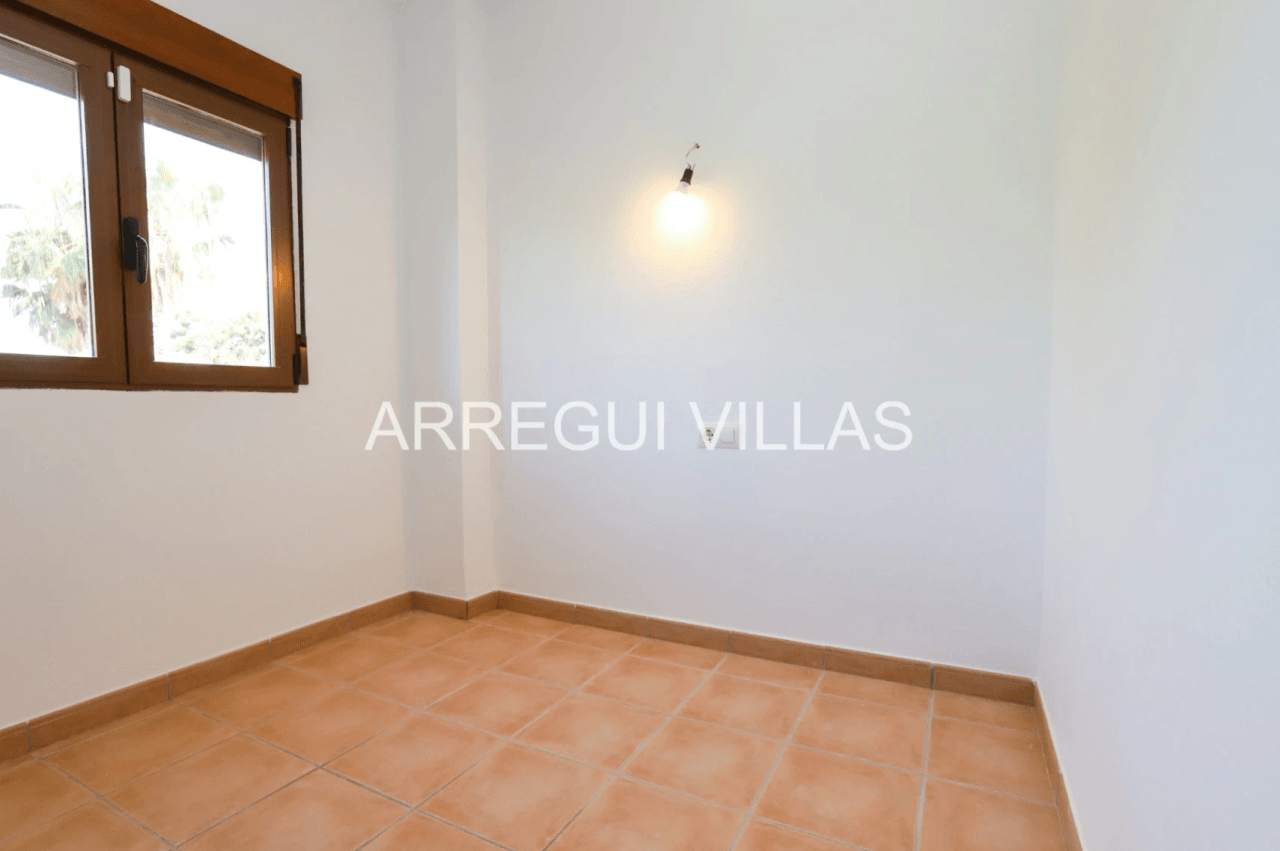 Casa adosada en venta en Denia, Las Marinas - 4 dormitorios