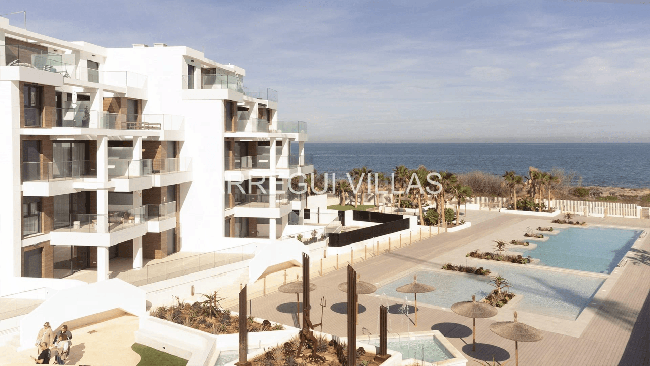 Nueva promoción de apartamentos en primera línea