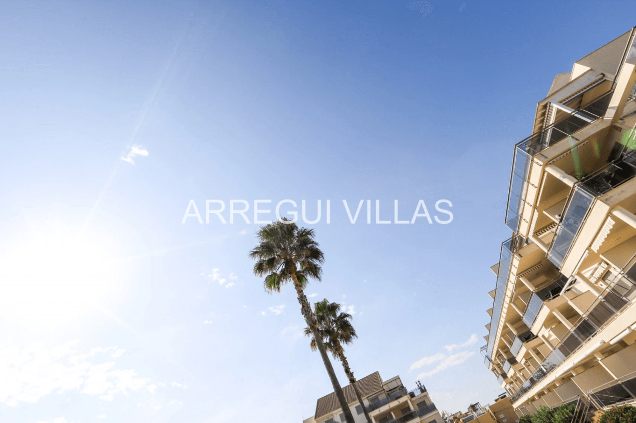 Apartamento en venta de 2 dormitorios en Deveses, Denia