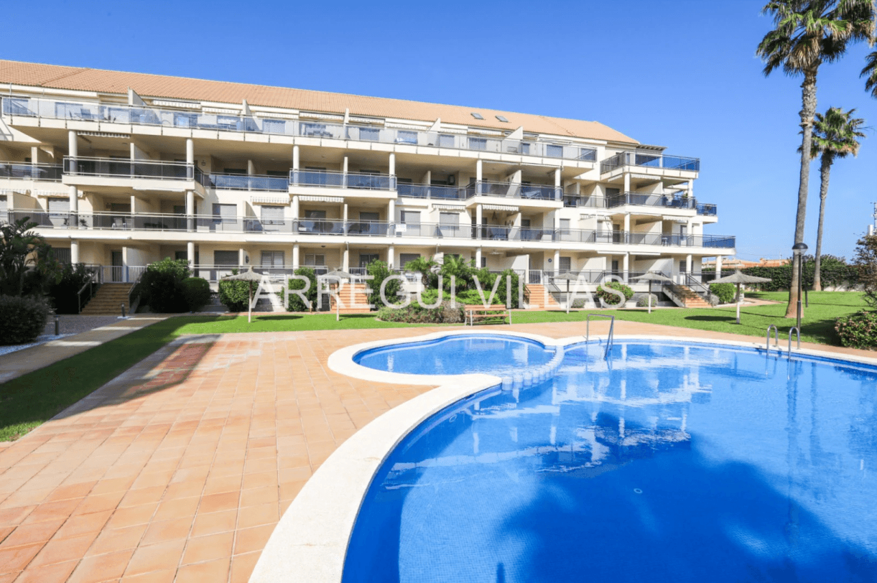 Apartamento en venta de 2 dormitorios en Deveses, Denia