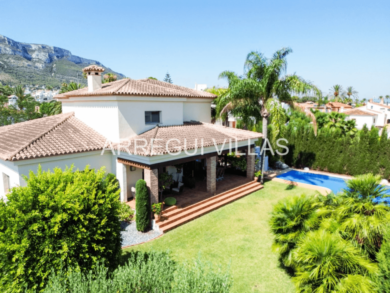 Exclusiva villa en ubicación privilegiada en venta en Dénia