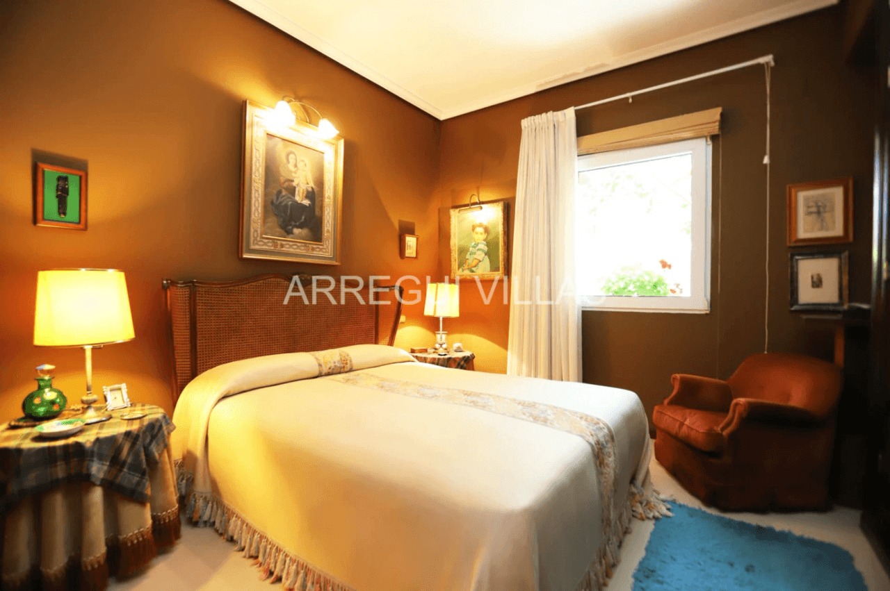 Amplia villa de estilo contemporáneo en Dénia