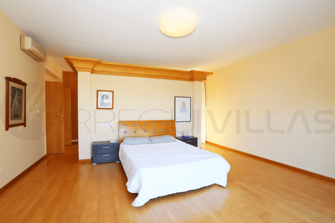 Espectacular villa en venta en el Montgó