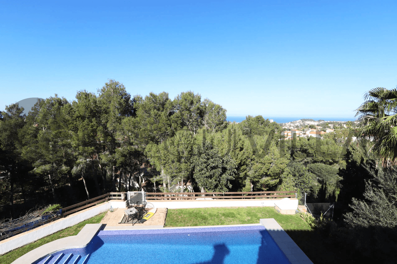 Espectacular villa en venta en el Montgó