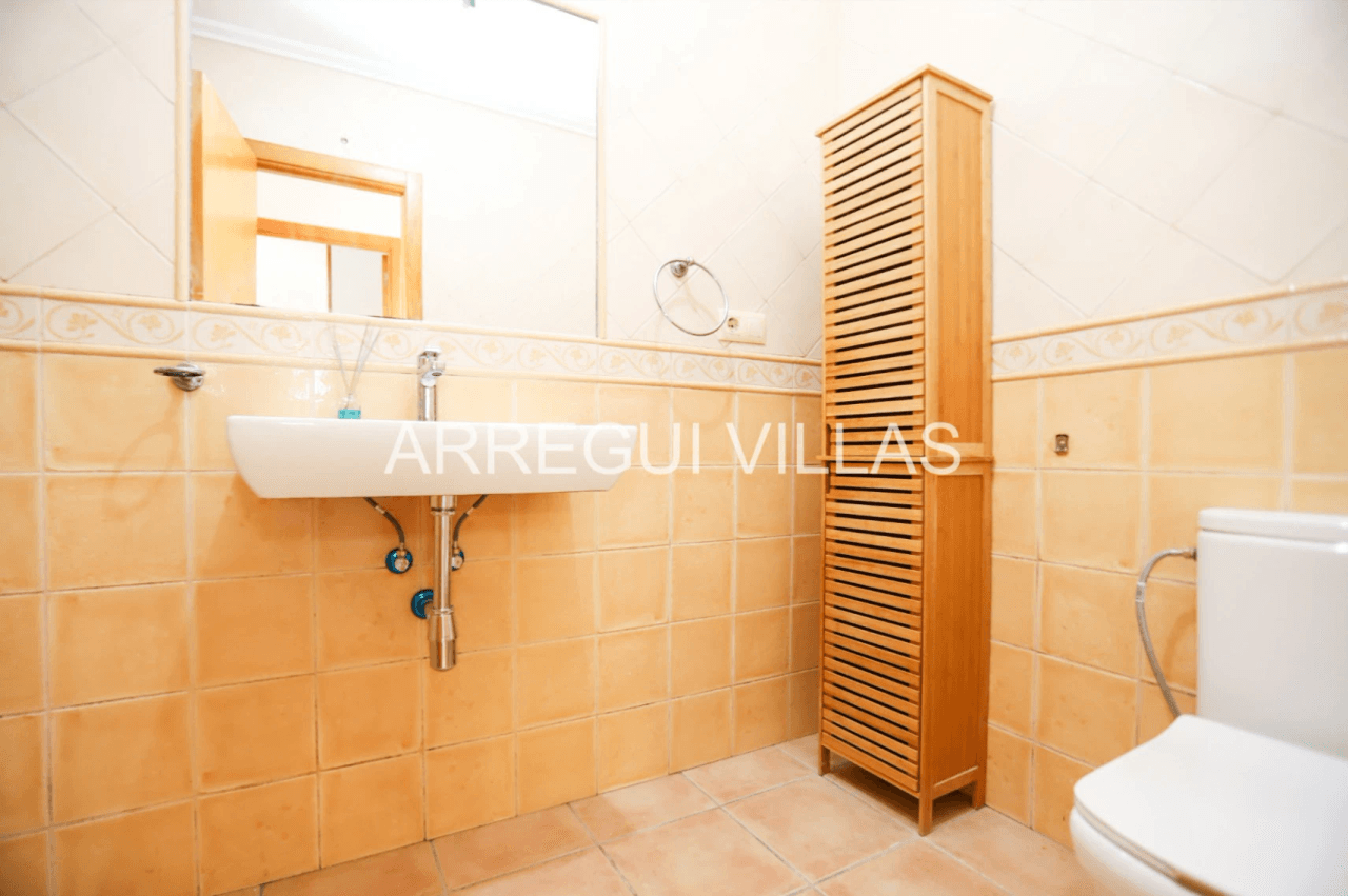 Casa adosada en venta en Denia, Las Marinas - 4 dormitorios